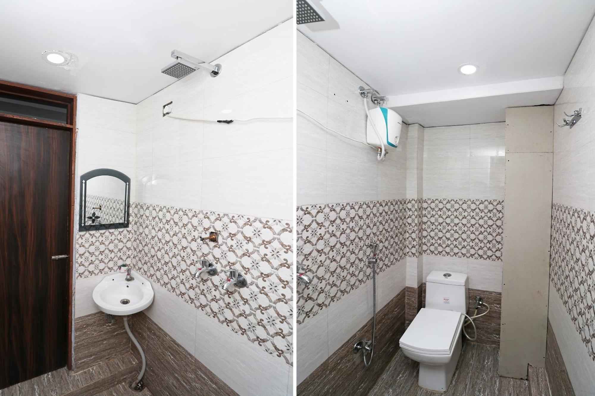 Hotel O Swastik Resort Colonelganj Luaran gambar